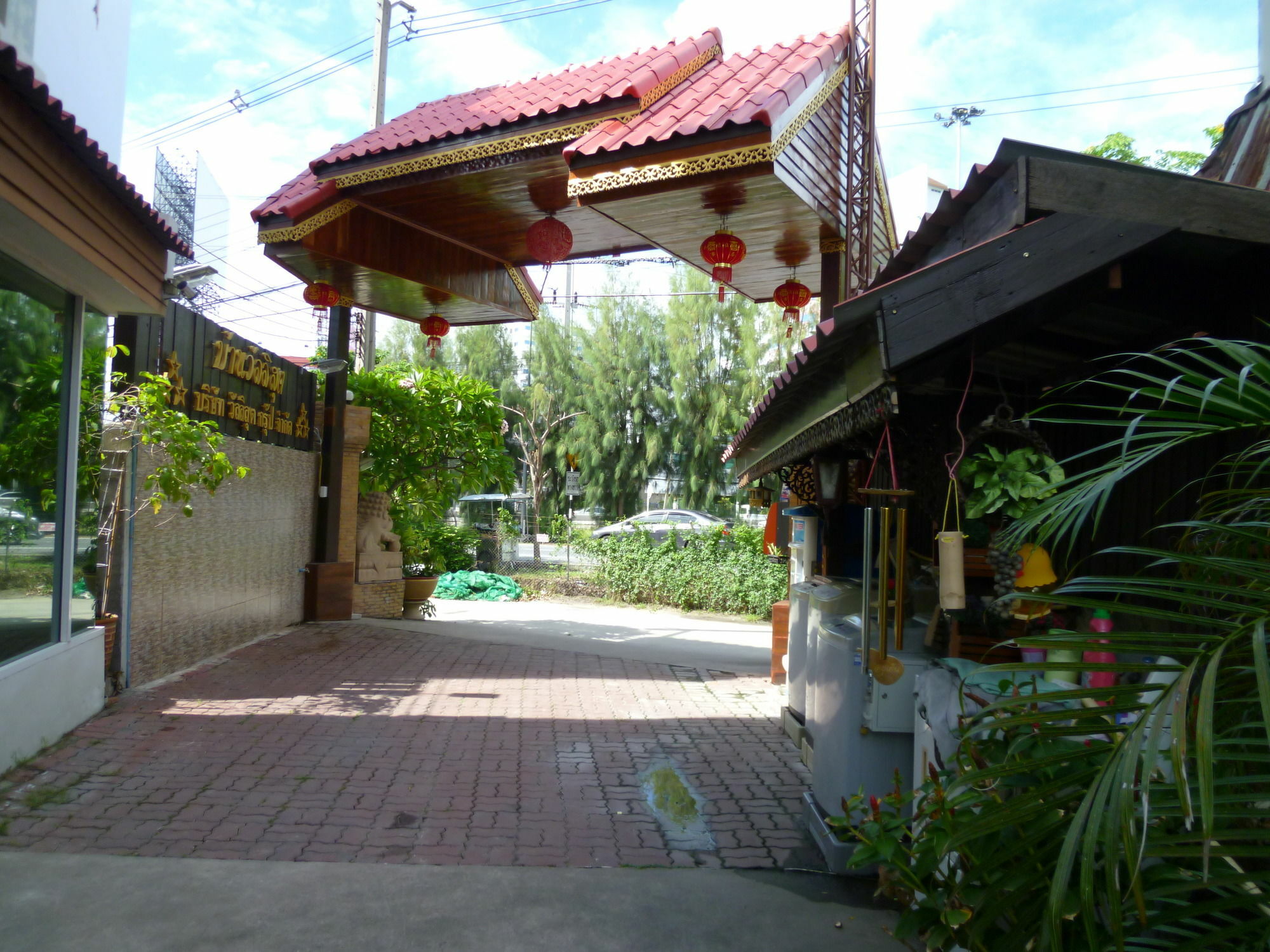 Vanlisut Hotel Ngamwongwan Nonthaburi Exterior photo